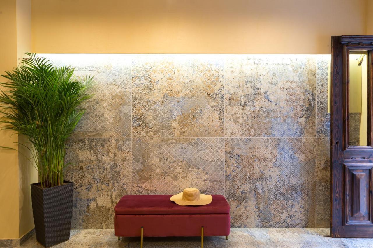 ريثيمنو C Suites المظهر الخارجي الصورة